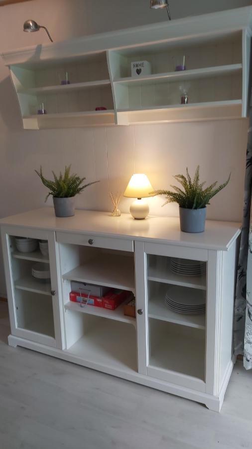 Comfortabel En Gezellig Familie Chalet Tot 6 Personen Op De Veluwe Bungalowpark De Kern Putten Luaran gambar